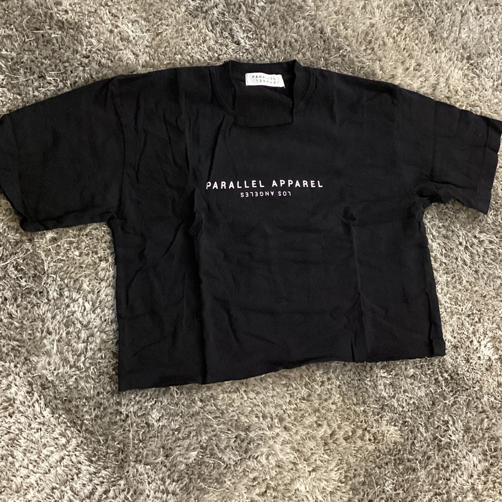 Black Parallel Apparel Crop Top Tee 🖤